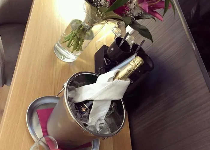 Moods Charles Bridge 4*