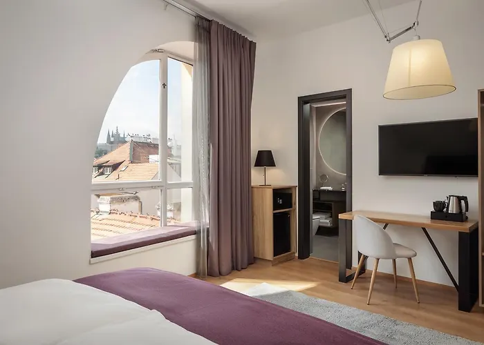 Hotel Moods Charles Bridge 4*