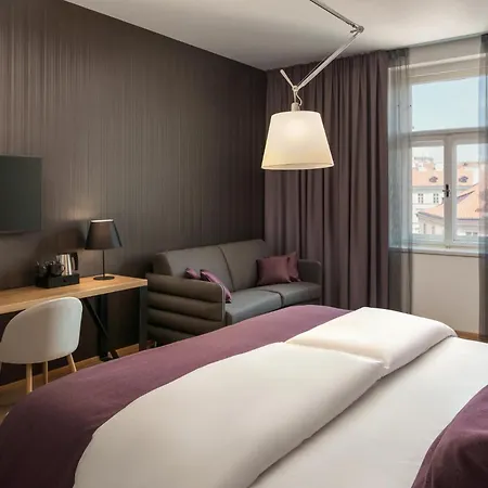 Szálloda Moods Charles Bridge Prága