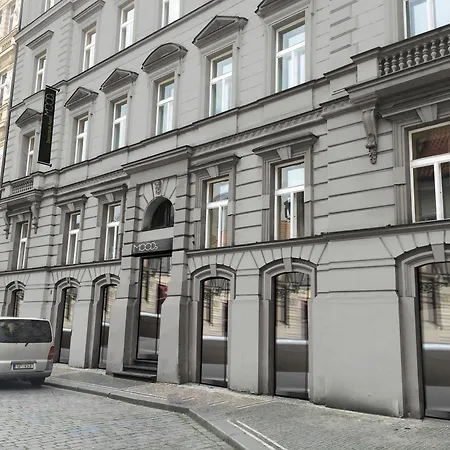 Moods Charles Bridge Szálloda Prága