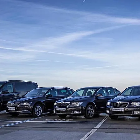 Moods Charles Bridge 4*