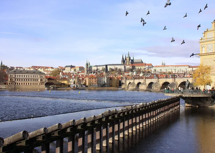 Moods Charles Bridge Otel